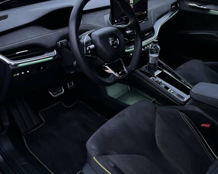 Сірий Шкода Enyaq iV, об'ємом двигуна 0 л та пробігом 35 тис. км за 35800 $, фото 12 на Automoto.ua