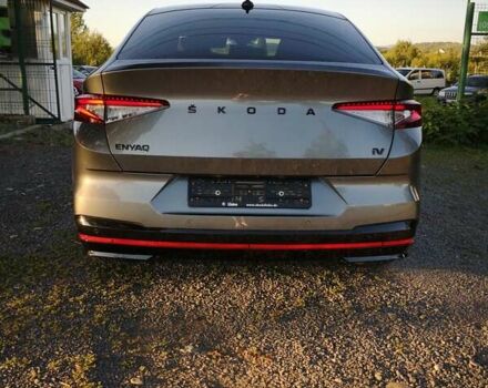 Серый Шкода Enyaq iV, объемом двигателя 0 л и пробегом 41 тыс. км за 33300 $, фото 4 на Automoto.ua