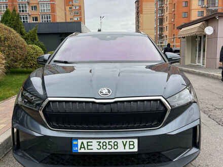 Шкода Enyaq iV 2021 у Дніпро (Дніпропетровську) на Automoto.ua Сірий Шкода Enyaq iV, об'ємом двигуна 0 л та пробігом 62 тис. км за 27500 $, фото 1 на Automoto.ua