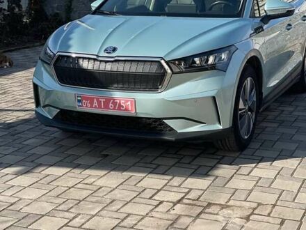 Шкода Enyaq iV 2021 у Житомирі на Automoto.ua Сірий Шкода Enyaq iV, об'ємом двигуна 0 л та пробігом 118 тис. км за 21499 $, фото 1 на Automoto.ua