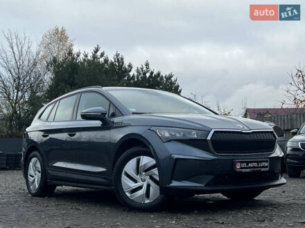 Серый Шкода Enyaq iV, объемом двигателя 0 л и пробегом 65 тыс. км за 22000 $, фото 1 на Automoto.ua