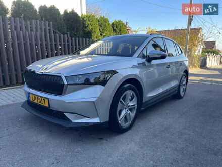 Шкода Enyaq iV 2022 у Чернівцях на Automoto.ua Сірий Шкода Enyaq iV, об'ємом двигуна 0 л та пробігом 12 тис. км за 24999 $, фото 1 на Automoto.ua