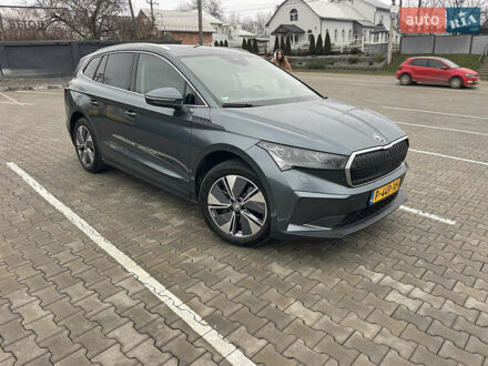 Серый Шкода Enyaq iV, объемом двигателя 0 л и пробегом 105 тыс. км за 23800 $, фото 1 на Automoto.ua