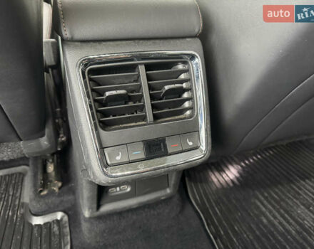 Синий Шкода Enyaq iV, объемом двигателя 0 л и пробегом 280 тыс. км за 17800 $, фото 39 на Automoto.ua