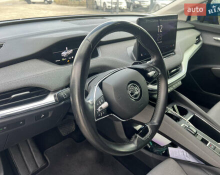 Синий Шкода Enyaq iV, объемом двигателя 0 л и пробегом 97 тыс. км за 19900 $, фото 34 на Automoto.ua