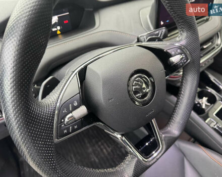 Синий Шкода Enyaq iV, объемом двигателя 0 л и пробегом 280 тыс. км за 17800 $, фото 27 на Automoto.ua