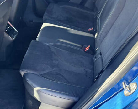 Синий Шкода Enyaq iV, объемом двигателя 0 л и пробегом 195 тыс. км за 21900 $, фото 5 на Automoto.ua