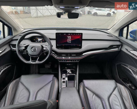 Синий Шкода Enyaq iV, объемом двигателя 0 л и пробегом 280 тыс. км за 17800 $, фото 28 на Automoto.ua