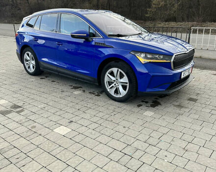 Синий Шкода Enyaq iV, объемом двигателя 0 л и пробегом 118 тыс. км за 25990 $, фото 12 на Automoto.ua