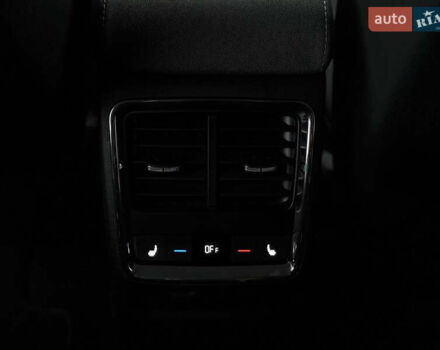Синий Шкода Enyaq iV, объемом двигателя 0 л и пробегом 118 тыс. км за 25990 $, фото 63 на Automoto.ua