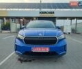 Синий Шкода Enyaq iV, объемом двигателя 0 л и пробегом 47 тыс. км за 22500 $, фото 1 на Automoto.ua