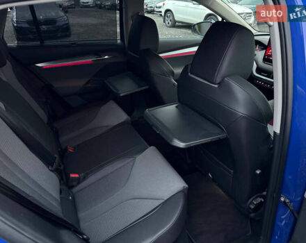 Синий Шкода Enyaq iV, объемом двигателя 0 л и пробегом 118 тыс. км за 25990 $, фото 66 на Automoto.ua