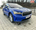 Синий Шкода Enyaq iV, объемом двигателя 0 л и пробегом 98 тыс. км за 26900 $, фото 7 на Automoto.ua
