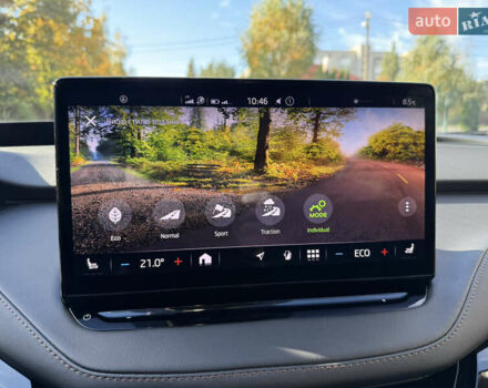 Шкода Enyaq iV 2023 в Луцке на Automoto.ua Синий Шкода Enyaq iV, объемом двигателя 0 л и пробегом 25 тыс. км за 31200 $, фото 27 на Automoto.ua