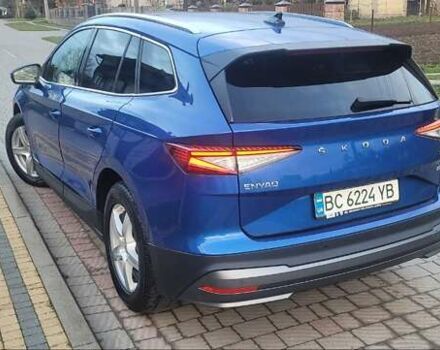 Синий Шкода Enyaq iV, объемом двигателя 0 л и пробегом 72 тыс. км за 25900 $, фото 7 на Automoto.ua