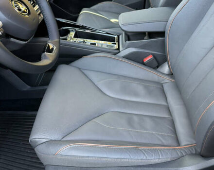 Синий Шкода Enyaq iV, объемом двигателя 0 л и пробегом 77 тыс. км за 29900 $, фото 16 на Automoto.ua