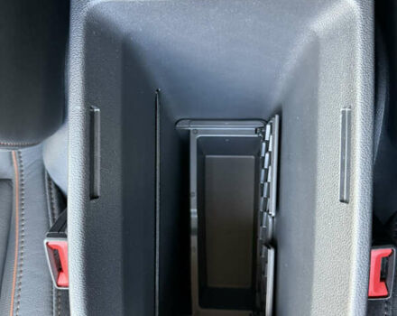 Шкода Enyaq iV 2023 в Луцке на Automoto.ua Синий Шкода Enyaq iV, объемом двигателя 0 л и пробегом 25 тыс. км за 31200 $, фото 31 на Automoto.ua