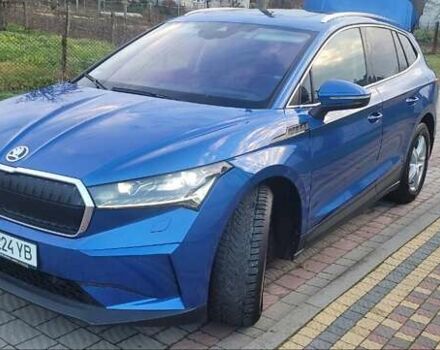 Синий Шкода Enyaq iV, объемом двигателя 0 л и пробегом 72 тыс. км за 25900 $, фото 3 на Automoto.ua