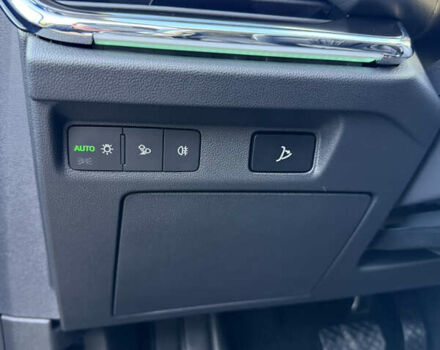 Синий Шкода Enyaq iV, объемом двигателя 0 л и пробегом 77 тыс. км за 29900 $, фото 32 на Automoto.ua