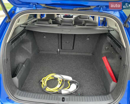Синій Шкода Enyaq iV, об'ємом двигуна 0 л та пробігом 21 тис. км за 23000 $, фото 37 на Automoto.ua