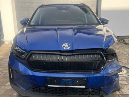 Синий Шкода Enyaq iV, объемом двигателя 0 л и пробегом 47 тыс. км за 17500 $, фото 1 на Automoto.ua