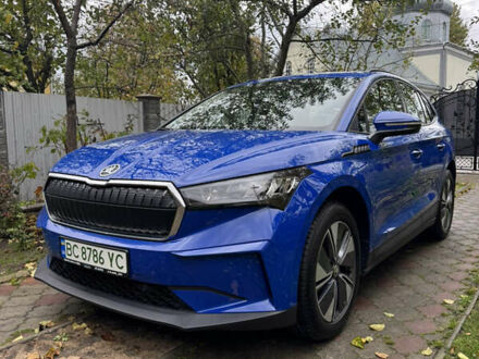 Синий Шкода Enyaq iV, объемом двигателя 0 л и пробегом 21 тыс. км за 24200 $, фото 1 на Automoto.ua