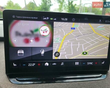 Зелений Шкода Enyaq iV, об'ємом двигуна 0 л та пробігом 27 тис. км за 28000 $, фото 1 на Automoto.ua