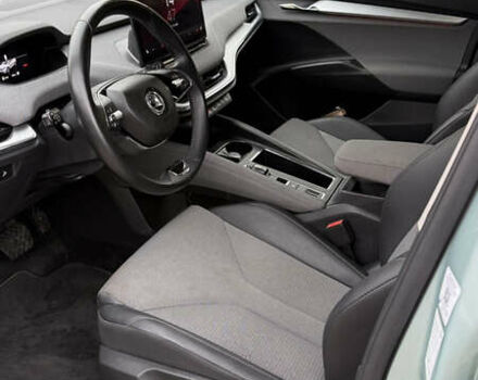 Зеленый Шкода Enyaq iV, объемом двигателя 0 л и пробегом 99 тыс. км за 19800 $, фото 14 на Automoto.ua