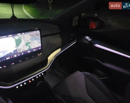 Зелений Шкода Enyaq iV, об'ємом двигуна 0 л та пробігом 27 тис. км за 28000 $, фото 34 на Automoto.ua