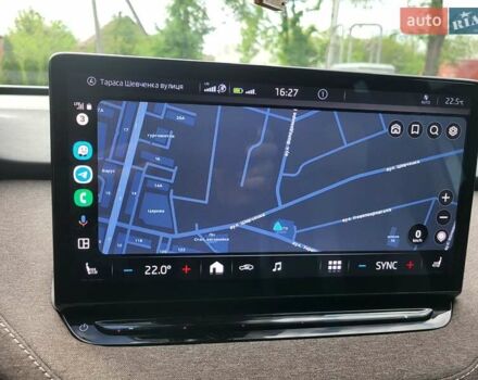 Зелений Шкода Enyaq iV, об'ємом двигуна 0 л та пробігом 27 тис. км за 28000 $, фото 15 на Automoto.ua