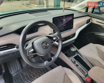 Зелений Шкода Enyaq iV, об'ємом двигуна 0 л та пробігом 27 тис. км за 28000 $, фото 5 на Automoto.ua