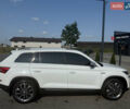 Белый Шкода Kodiaq Scout, объемом двигателя 1.98 л и пробегом 129 тыс. км за 22500 $, фото 2 на Automoto.ua