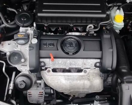 Черный Шкода Roomster Scout, объемом двигателя 1.6 л и пробегом 196 тыс. км за 5950 $, фото 41 на Automoto.ua