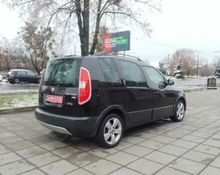 Черный Шкода Roomster Scout, объемом двигателя 1.6 л и пробегом 196 тыс. км за 5950 $, фото 5 на Automoto.ua