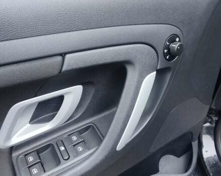 Черный Шкода Roomster Scout, объемом двигателя 1.6 л и пробегом 196 тыс. км за 5950 $, фото 25 на Automoto.ua