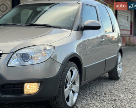Коричневий Шкода Roomster Scout, об'ємом двигуна 1.6 л та пробігом 250 тис. км за 5900 $, фото 13 на Automoto.ua