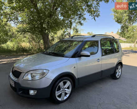 Серый Шкода Roomster Scout, объемом двигателя 1.6 л и пробегом 173 тыс. км за 6400 $, фото 16 на Automoto.ua