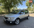 Серый Шкода Roomster Scout, объемом двигателя 1.6 л и пробегом 173 тыс. км за 6400 $, фото 1 на Automoto.ua
