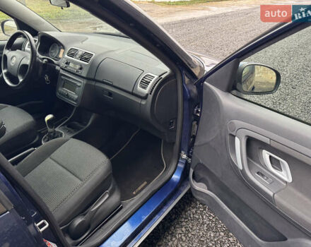 Синий Шкода Roomster Scout, объемом двигателя 1.4 л и пробегом 196 тыс. км за 6850 $, фото 20 на Automoto.ua