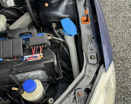 Синий Шкода Roomster Scout, объемом двигателя 1.4 л и пробегом 196 тыс. км за 6850 $, фото 14 на Automoto.ua