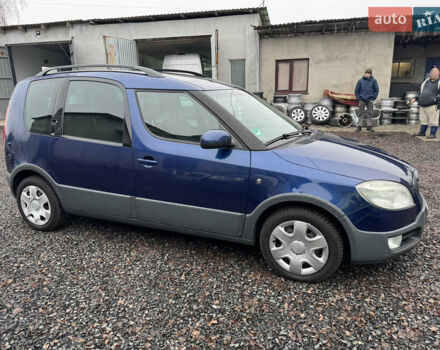 Синий Шкода Roomster Scout, объемом двигателя 1.4 л и пробегом 196 тыс. км за 6850 $, фото 3 на Automoto.ua