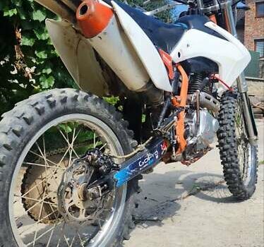 Белый СкайБайк 250Y-A, объемом двигателя 0.22 л и пробегом 12 тыс. км за 850 $, фото 10 на Automoto.ua