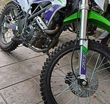 СкайБайк CRDX, объемом двигателя 0.25 л и пробегом 1 тыс. км за 1212 $, фото 4 на Automoto.ua