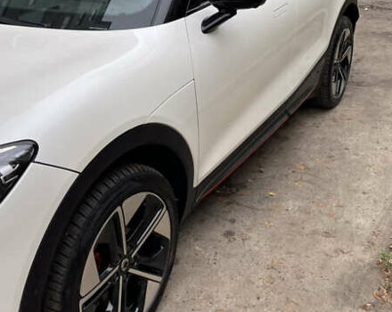 Білий Смарт #1, об'ємом двигуна 0 л та пробігом 32 тис. км за 29900 $, фото 5 на Automoto.ua