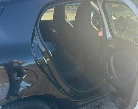 Білий Смарт Forfour, об'ємом двигуна 0 л та пробігом 82 тис. км за 8000 $, фото 8 на Automoto.ua