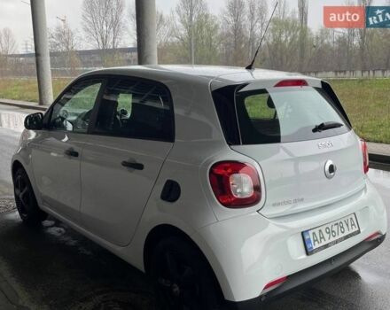 Білий Смарт Forfour, об'ємом двигуна 0 л та пробігом 41 тис. км за 8800 $, фото 3 на Automoto.ua