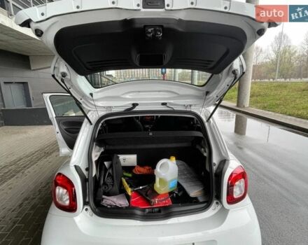 Білий Смарт Forfour, об'ємом двигуна 0 л та пробігом 41 тис. км за 8800 $, фото 10 на Automoto.ua