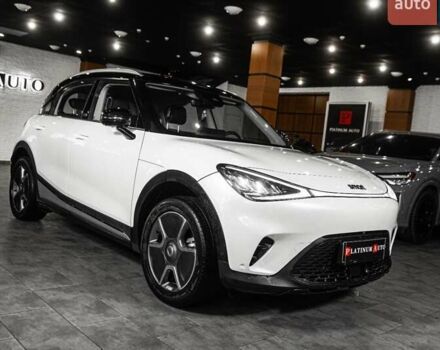 Белый Смарт Форфор, объемом двигателя 0 л и пробегом 56 тыс. км за 18900 $, фото 10 на Automoto.ua