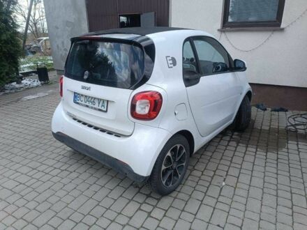 Смарт Forfour 2017 у Львові на Automoto.ua Білий Смарт Forfour, об'ємом двигуна 0 л та пробігом 56 тис. км за 7500 $, фото 1 на Automoto.ua