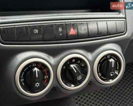 Чорний Смарт Forfour, об'ємом двигуна 1.12 л та пробігом 224 тис. км за 3900 $, фото 24 на Automoto.ua